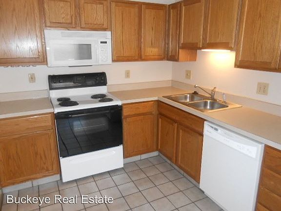 2nd image of 49 1/2 W Tompkins St