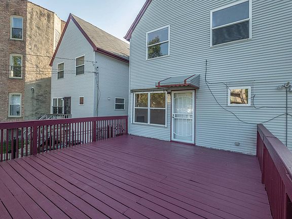 3rd image of 6425 S Kenwood Ave