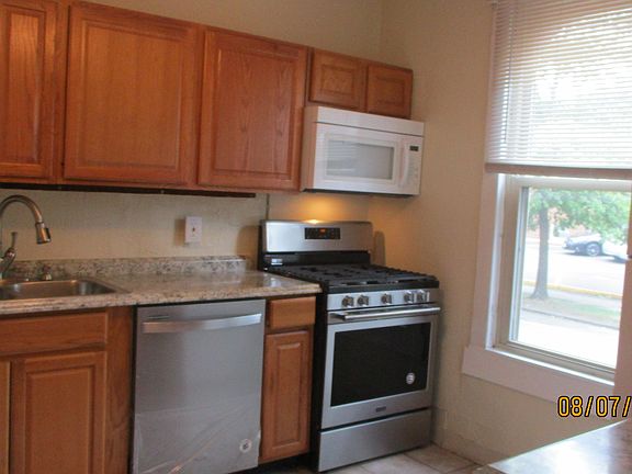 2nd image of 151 W 9th Ave Floor 1