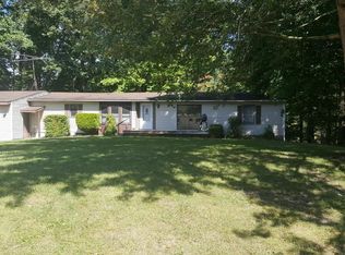 2809 58th St, Fennville, MI 49408