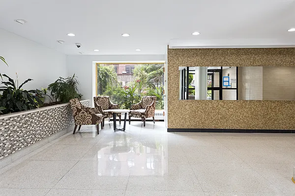 Rented by Apple Realty Group Corp | media 8