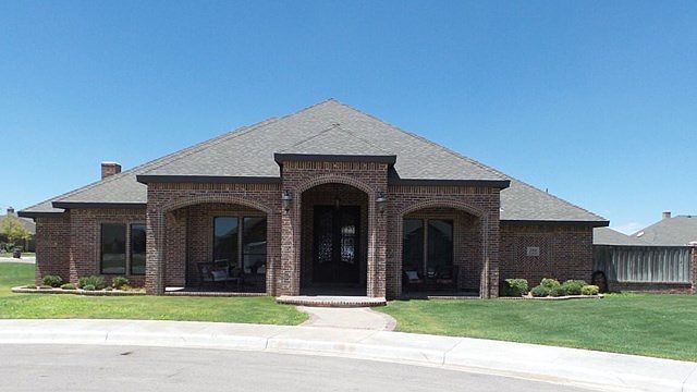 1st image of 2101 Ironwood Dr