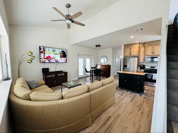 2721 N Walnut Ave, Oklahoma City, OK 73105