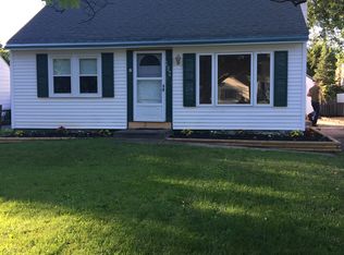 192 Stonefield Rd, Syracuse, NY 13205