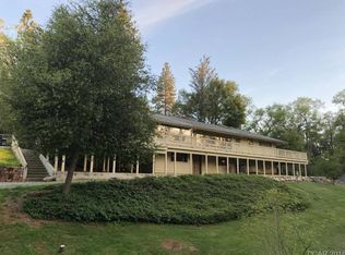 647 Fair Oaks Ln, Murphys, CA 95247