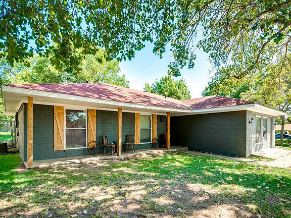 5th image of 1106 Scarlet Oaks Cir