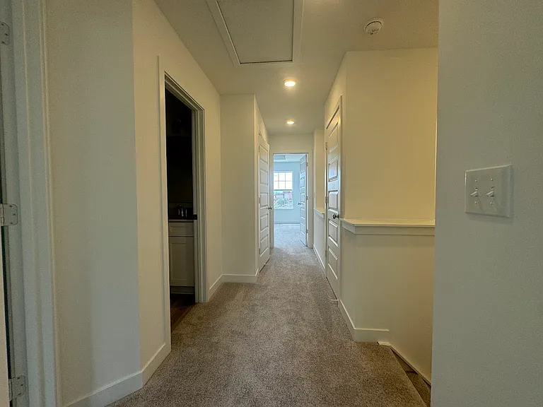 13847 Gatsby Dr — Photo 82