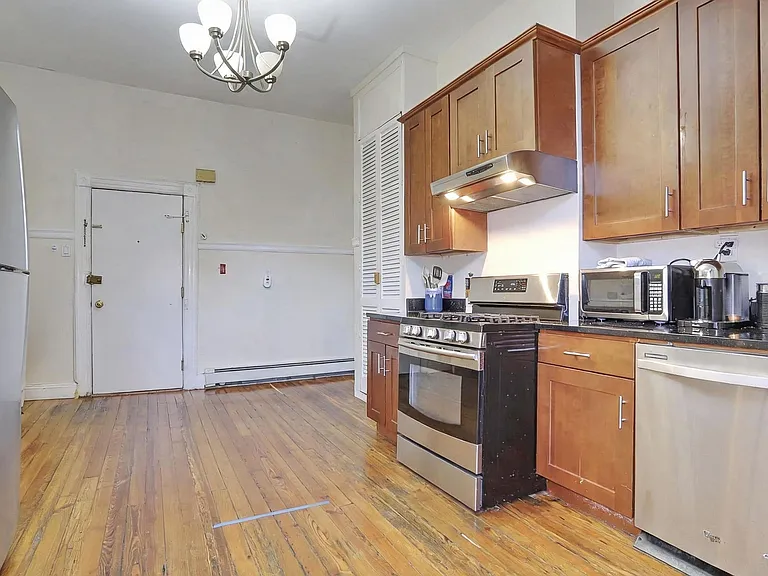 110 Garden St #2 — Photo 6
