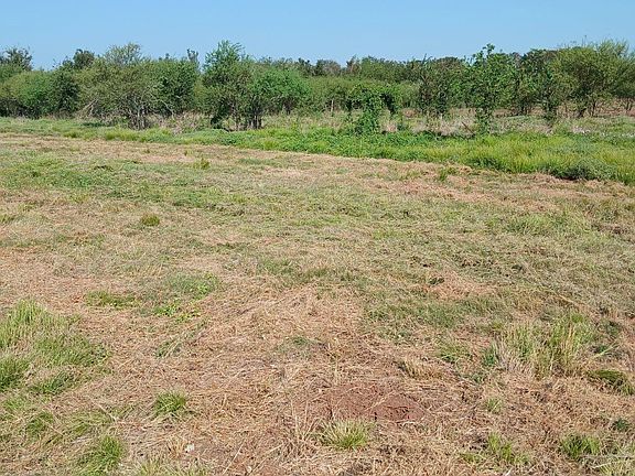 2nd image of 40485 Mount Zion Rd