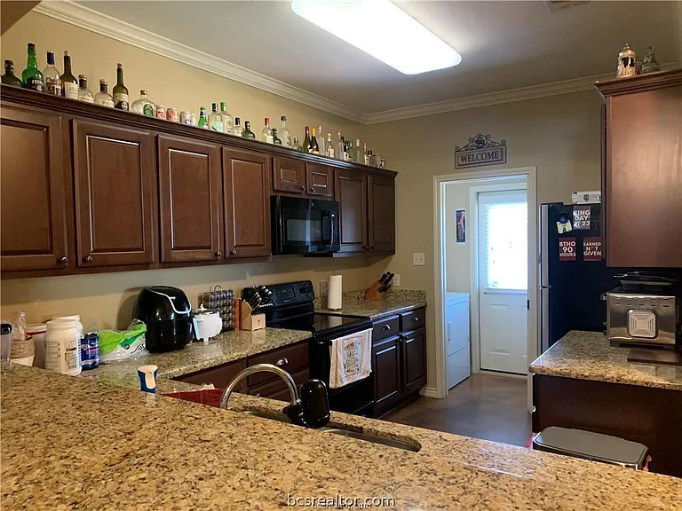 3329 Lieutenant Ave — Photo 4