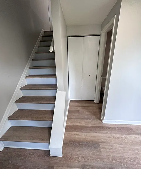 2910 Byron Ct — Photo 2