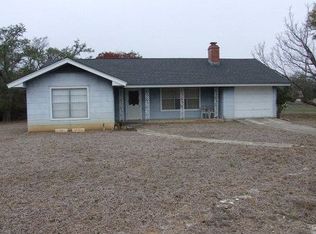 393 Center Point Dr E, Center Point, TX 78010
