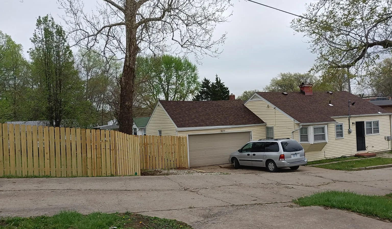 2 bed, 900 sqft, $1,275 — Photo 2