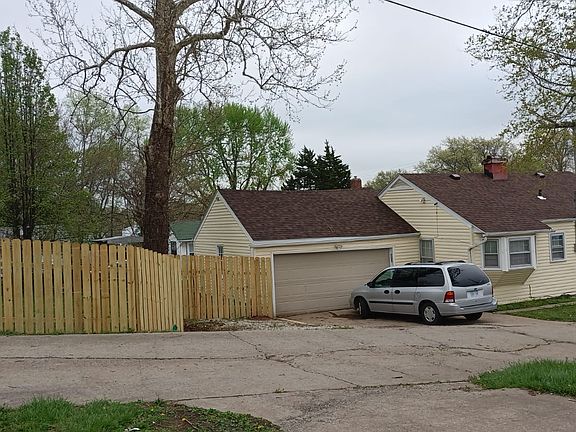 2nd image of 1714 Oakland Ave