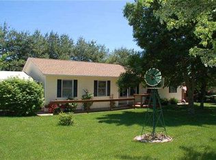 637 W Apache Dr, Ellettsville, IN 47429