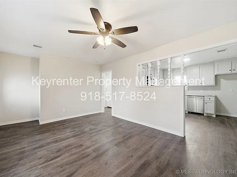 5340 W 11th St S — Photo 6