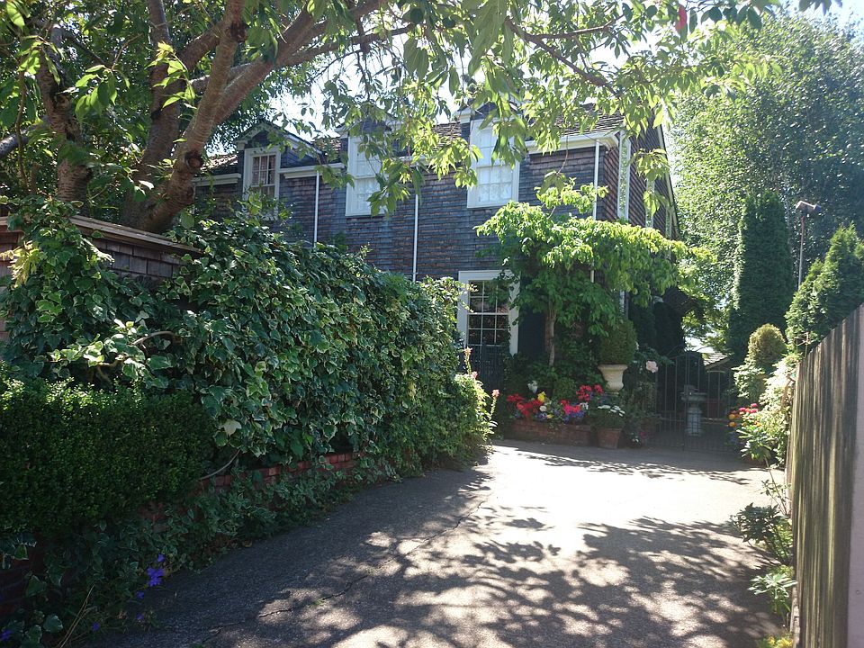 1st image of 2721 W Blaine St