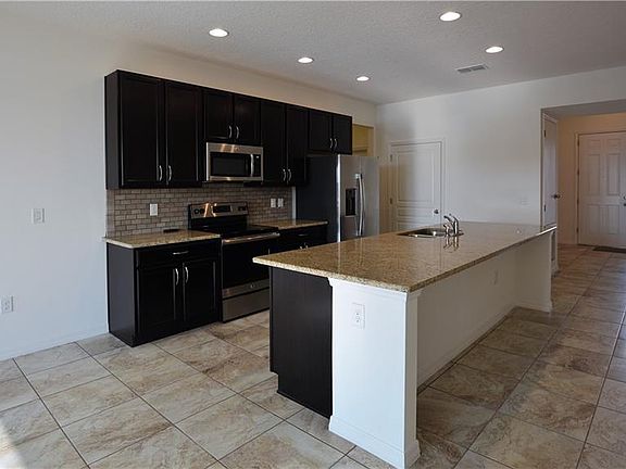 5th image of 9104 Chandler Dr