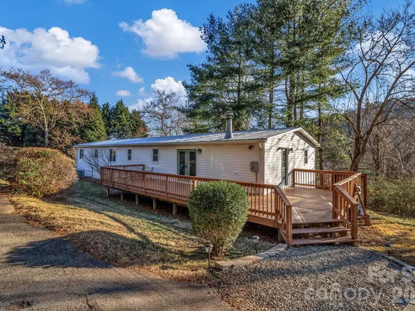 118 Heather Dr, Asheville, NC 28806