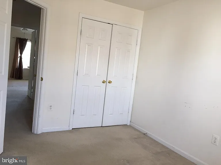 2503 Clover Field Cir — Photo 5