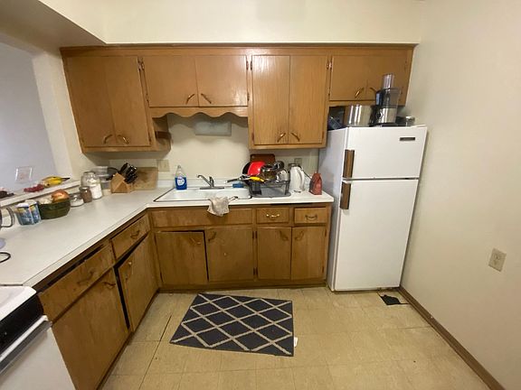 5th image of 2443 N Murray Ave APT 206