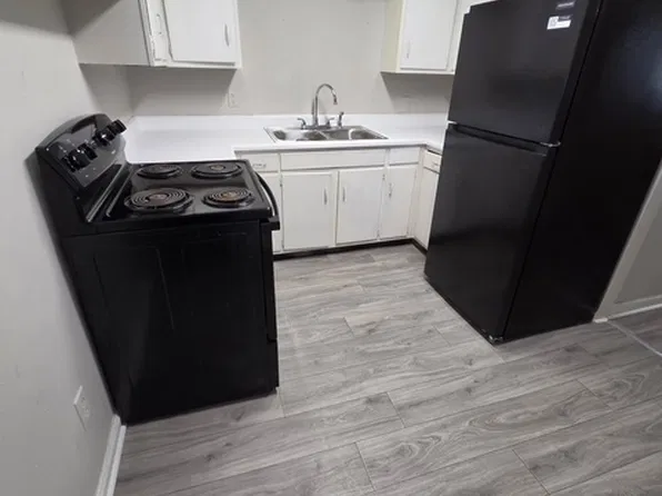 2527 Washington Pike APT C5, Knoxville, TN 37917