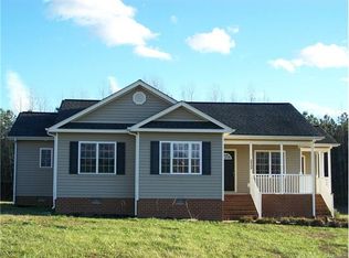 22538 Cabin Point Rd, Disputanta, VA 23842