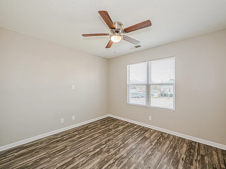 234 Hoskins Mill Ln — Photo 9