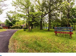 1775 Meadow Rd, Southampton, PA 18966