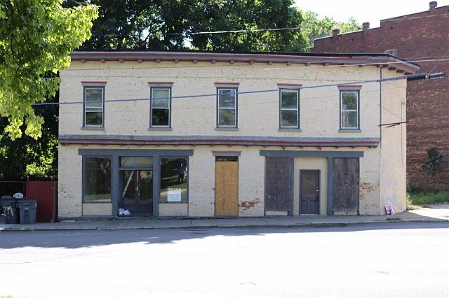 1st image of 10 Vliet St