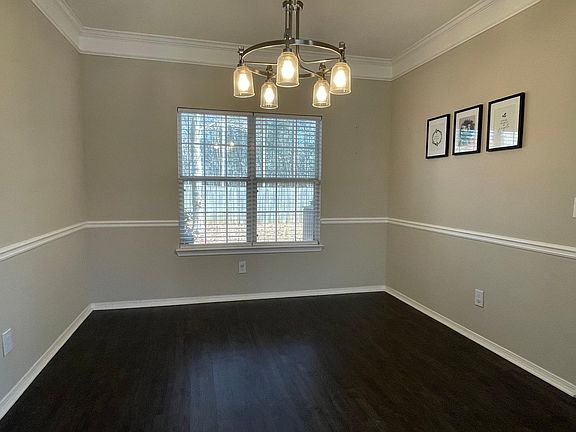 3rd image of 11105 Taylors Spring Pl