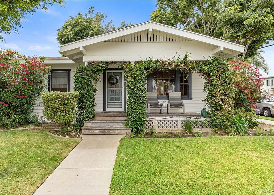 1st image of 789 Roswell Ave