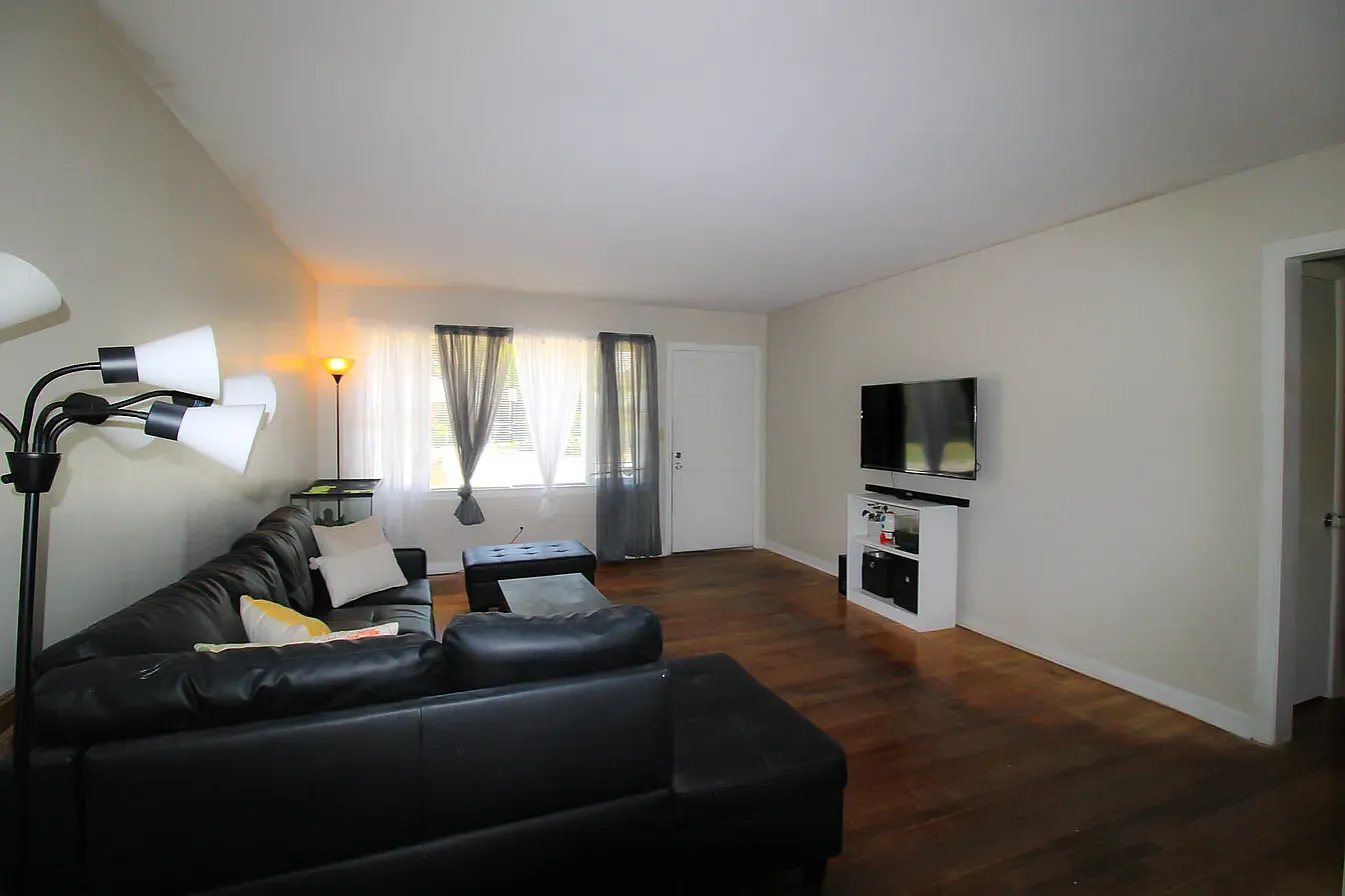 4 bed, 1500 sqft, $1,300 — Photo 4