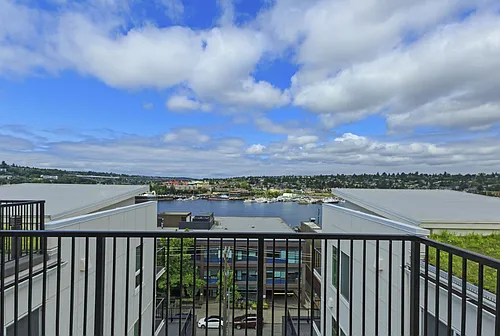 Eastlake Flats Photo 1