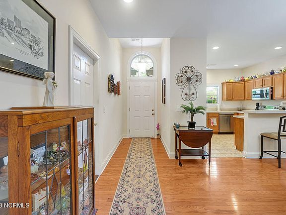 5th image of 701 Beachwalk Drive