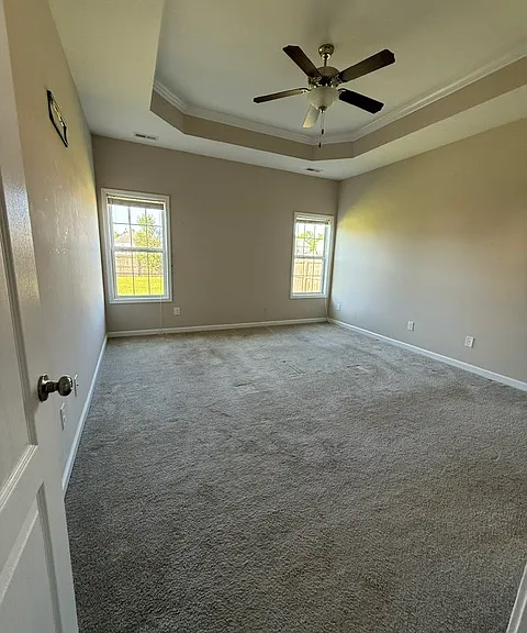 705 Stafford Ln — Photo 11