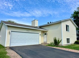 8966 Vinewood Ln N, Maple Grove, MN 55369