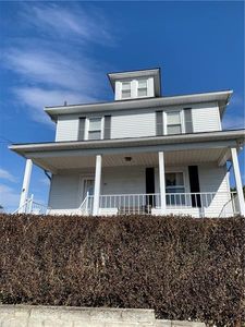 21 Redstone St, Republic, PA, 15475