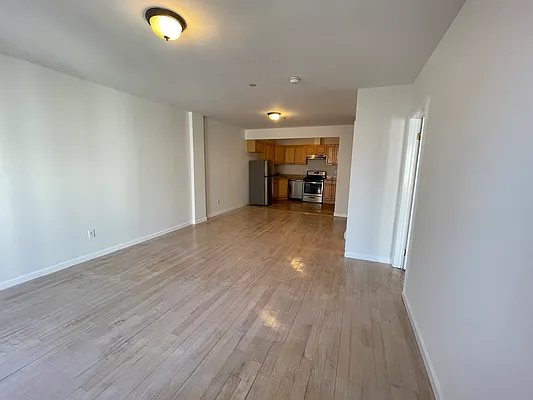 Rented by E Realty International Corp | media 7
