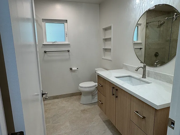 1917 Portola Dr — Photo 15