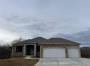 9017 N Colorado Ave, Kansas City, MO 64156