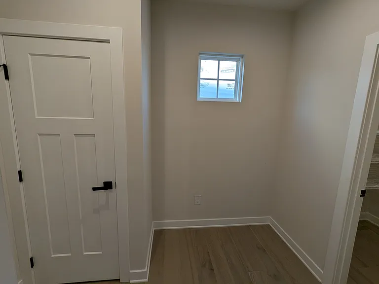 225 Van Zandt Trl — Photo 18