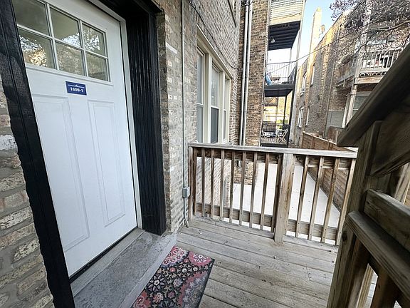 3rd image of 5424-26 N Ashland Ave #5424-1R