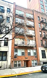 347 East 51st Street in Turtle Bay