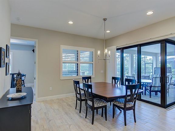 4th image of 8145 Flax Dr