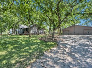 210 Yucca Dr, Kingsland, TX 78639