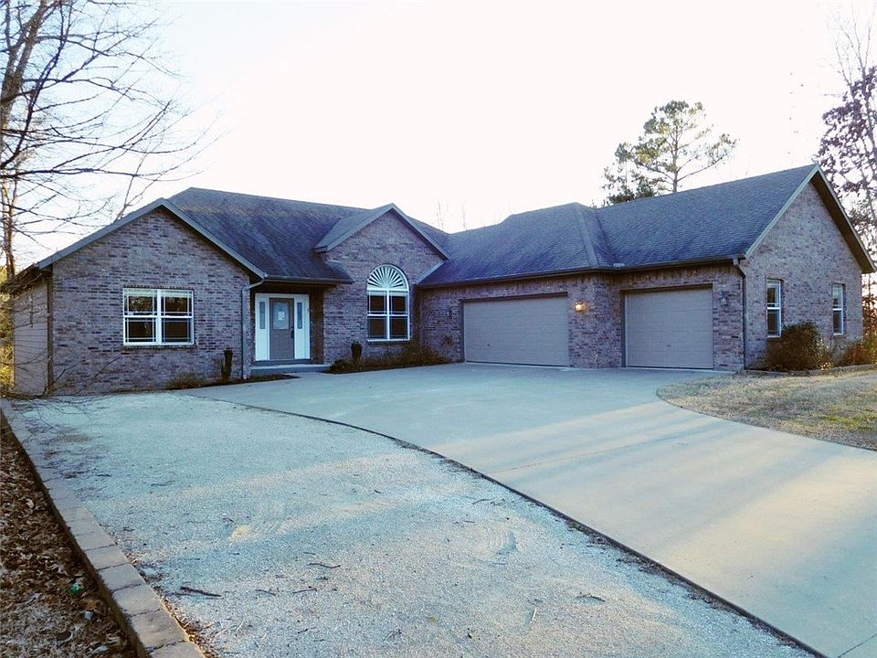 1st image of 81 Buckingham Dr