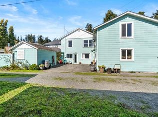 943 & 945 9th St, Fortuna, CA 95540