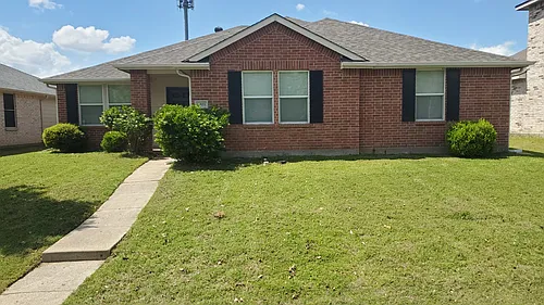 2811 Lake Terrace Dr Photo 1