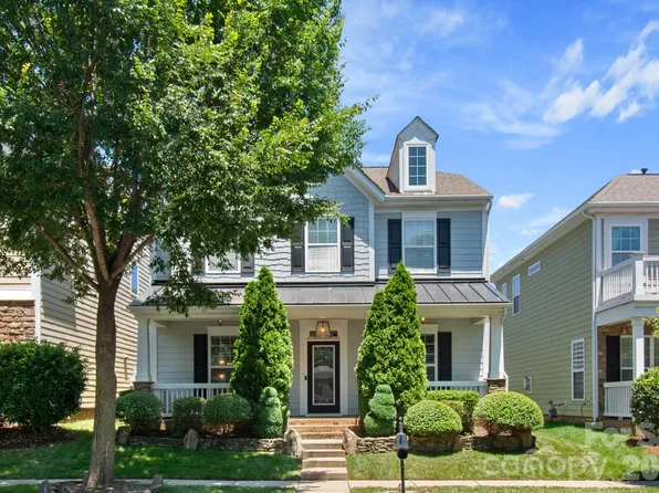 10421 Royal Winchester Dr, Charlotte, NC 28277